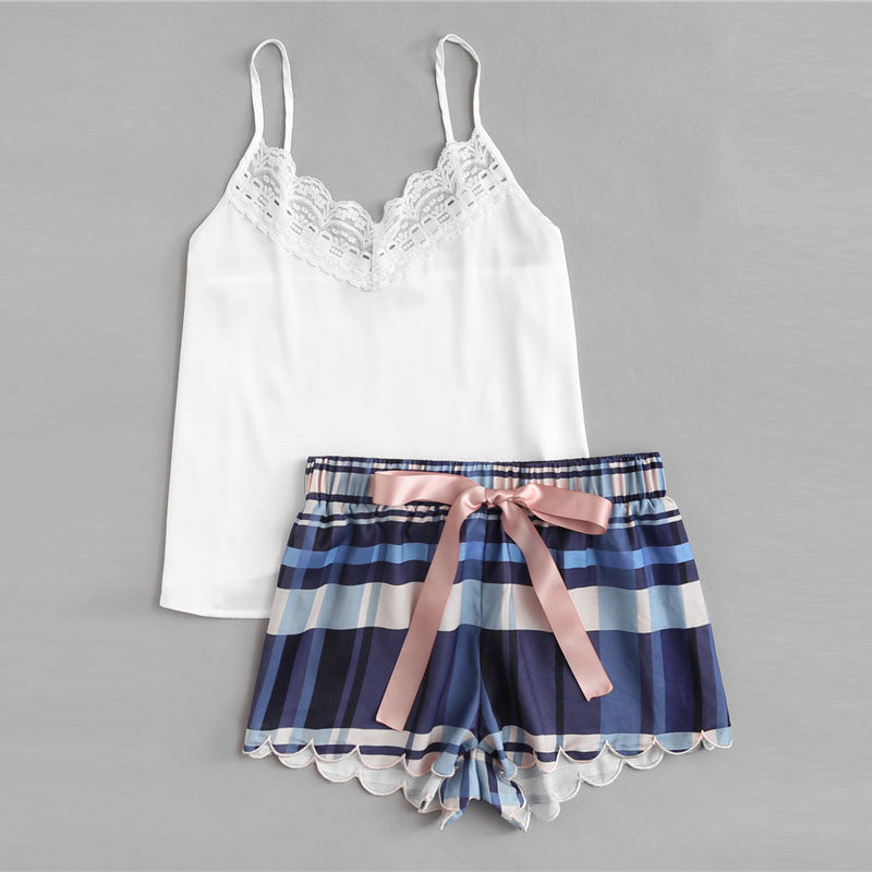 Scalloped™   Plaid Sets