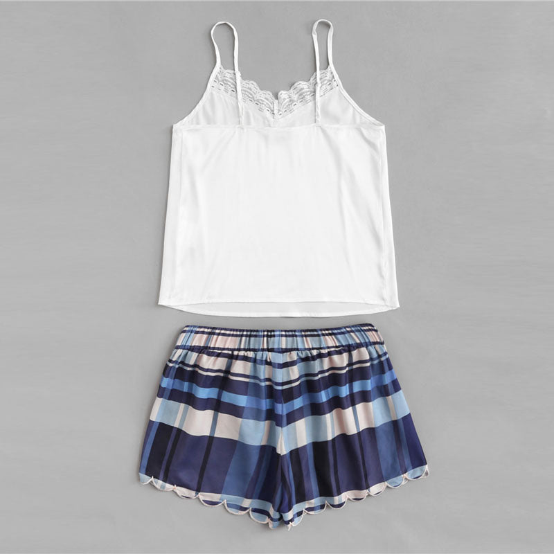 Scalloped™   Plaid Sets